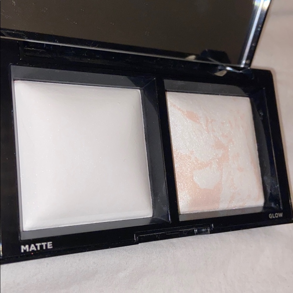 BareMinerals translucent powder palette - Picture 3 of 3